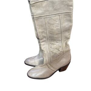 Women's vintage fossil leather boots size 8.5 great condition